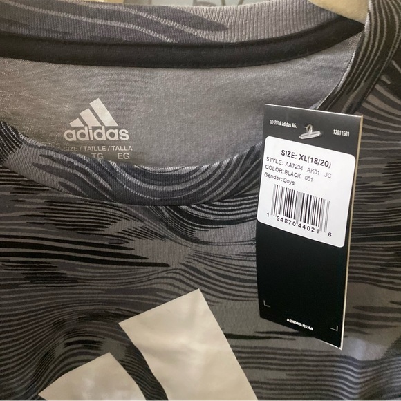 Adidas Camo Allover Print Tee Gray Black White Boys Size XL 18/20 - Picture 5 of 7